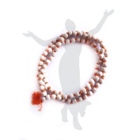 18 I (entrevista - mantra) Entrevista Urmila (540) (bg)7