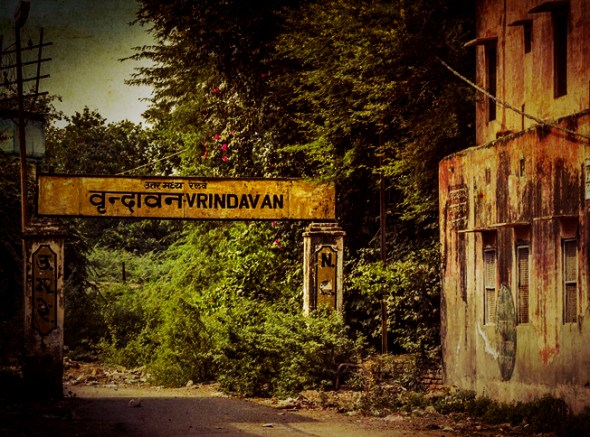 10 I (história) A Meditação de Akrura a Caminho de Vrindavana (1051)