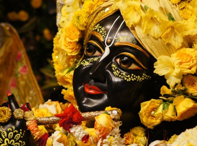 27 R (artigo - Krishna) As 64 Qualidades  de Krsna - 17 a 24 (1602) (bg)